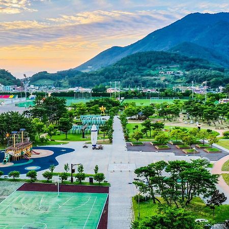Namhae Sports Park Hotel Exterior foto