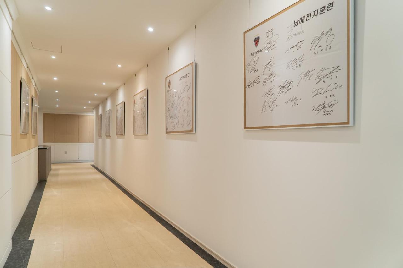 Namhae Sports Park Hotel Exterior foto
